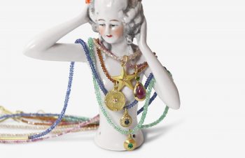 Colliers: diverse Edelstein-Halsketten mit Anhänger